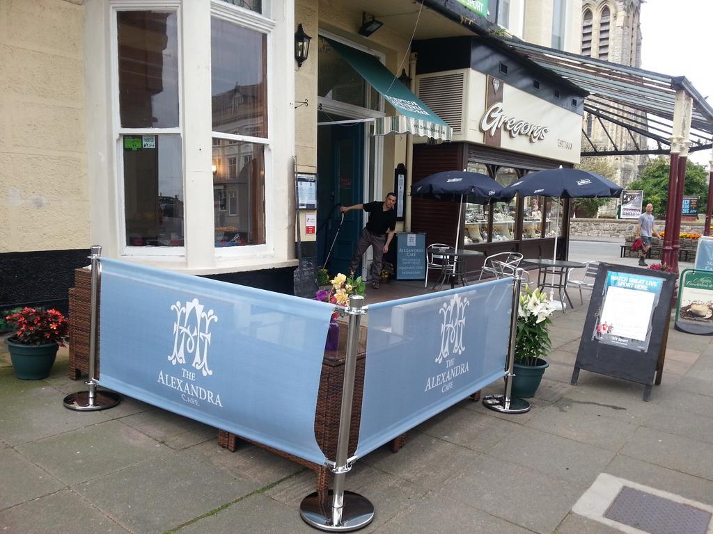 The New Alexandra Hotel Llandudno Exterior foto